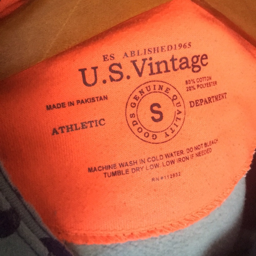 Shirt - Picture 3 of 5
